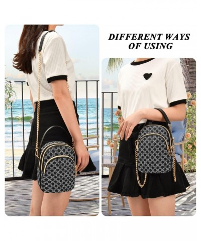 Quilted Shoulder Handbag for Women Abstract Pattern Crossbody Handbag with Detachable Leather Chain $15.11 Shoulder Bags