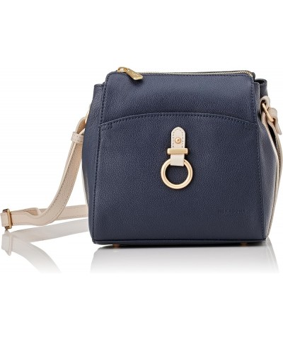 Utility Mari/Ivoire $31.97 Handbags